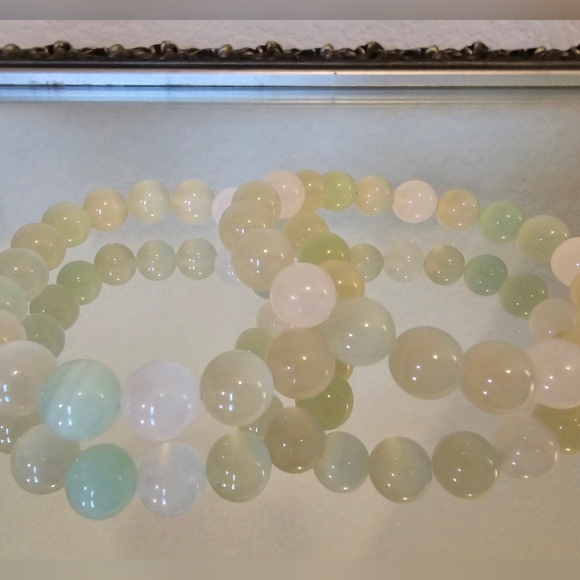 Green Calcite - Picture 1 of 1